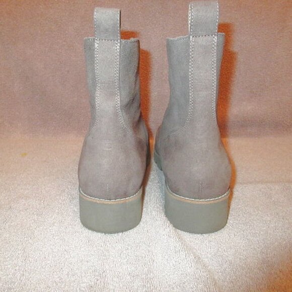 Vionic Estilo Suede Ankle Boots Size 8.5 Chunky Lug Sole Comfort Cushion Zip DWR - Picture 10 of 11